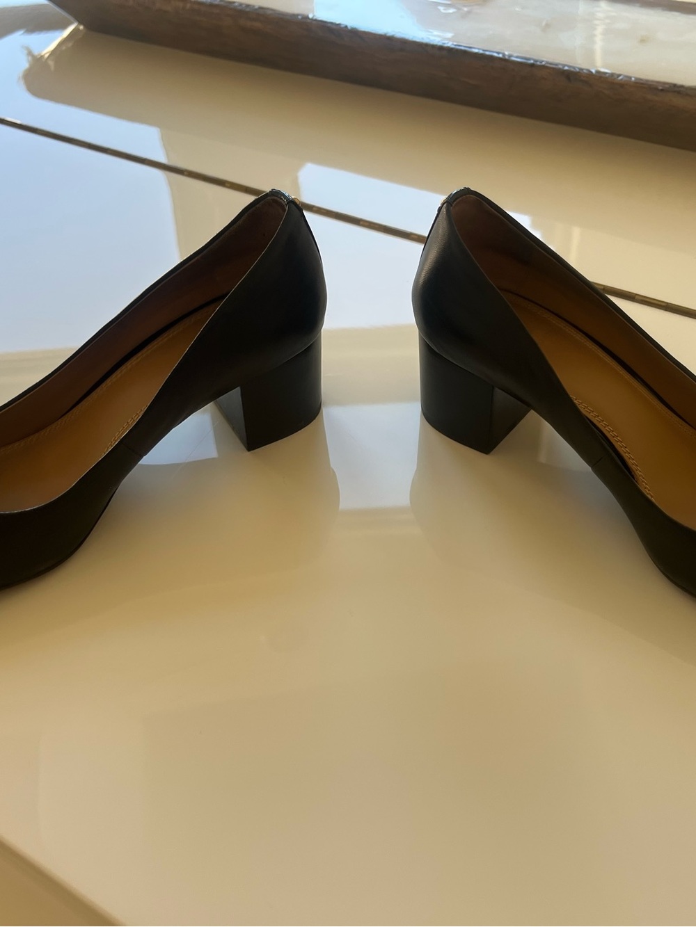 Tory Burch Black Patent Flats with Gold Logo Emblem - Picture 2 of 4